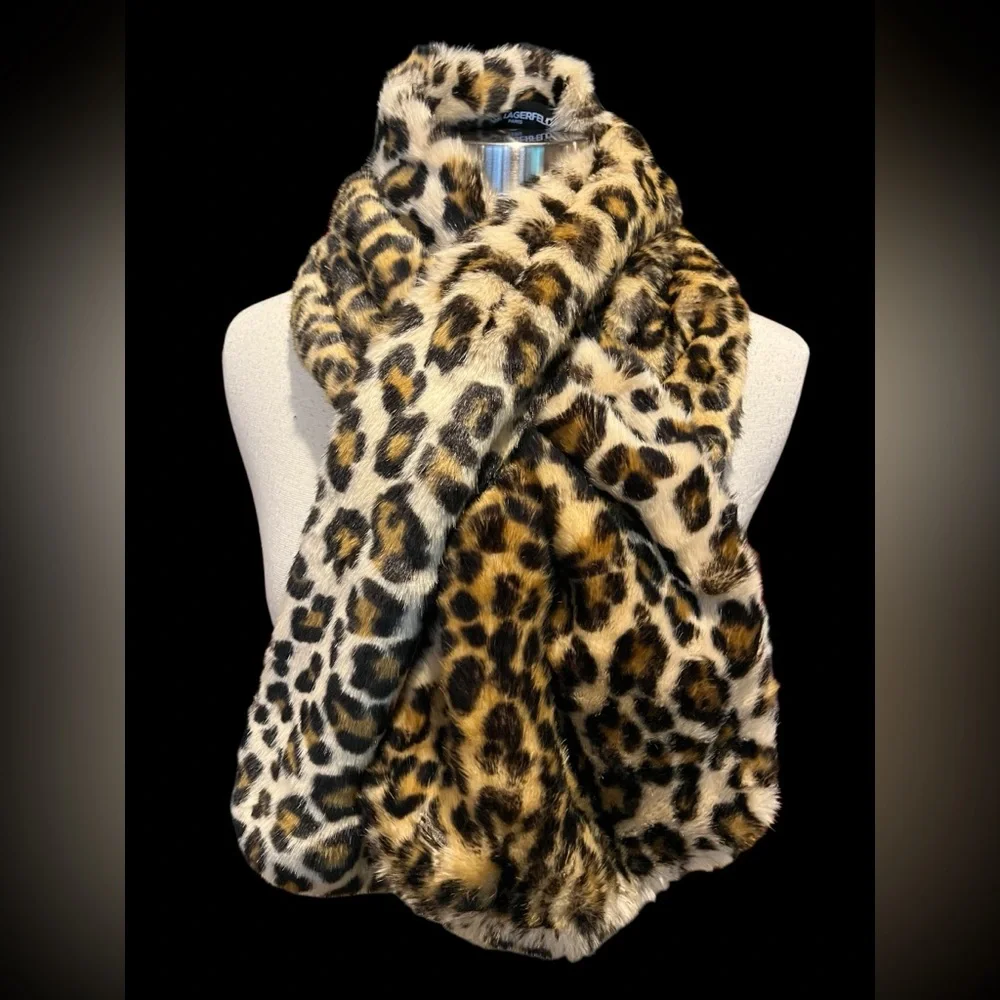 EUC Karl Lagerfeld Paris faux Fur leopard print pull thru wrap neck scarf - Picture 1 of 5